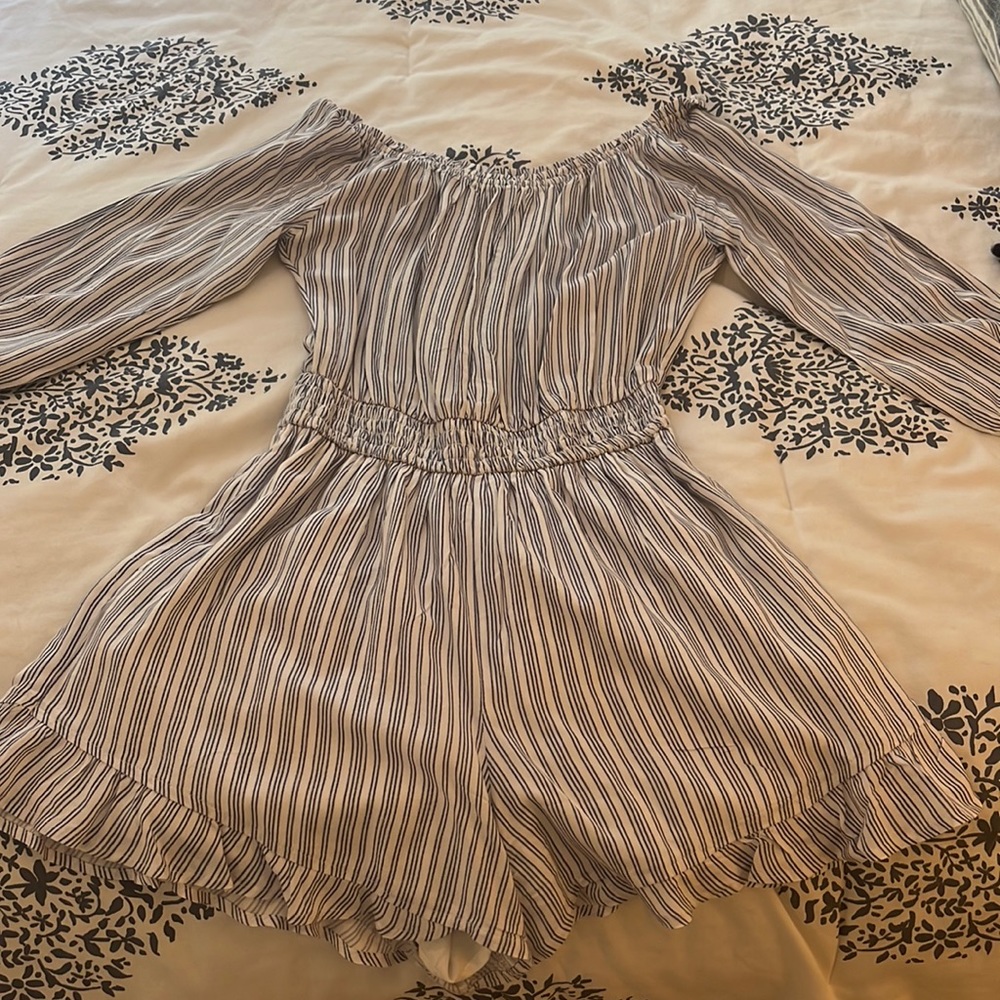 hollister blue and white striped ruffle bottom romper